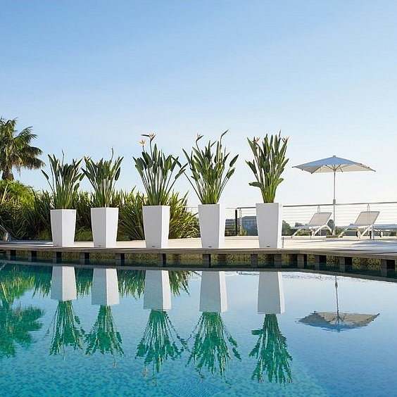 Samozavlažovací květináč Cubico Cottage 40 cm, hnědá (mokka)