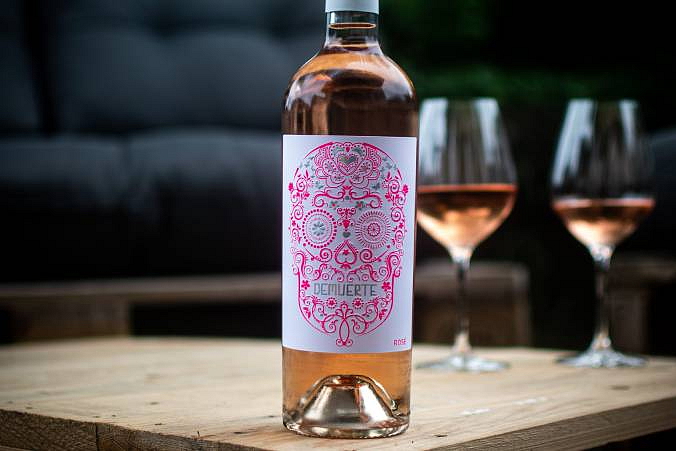 Růžové víno Demuerte Rosé