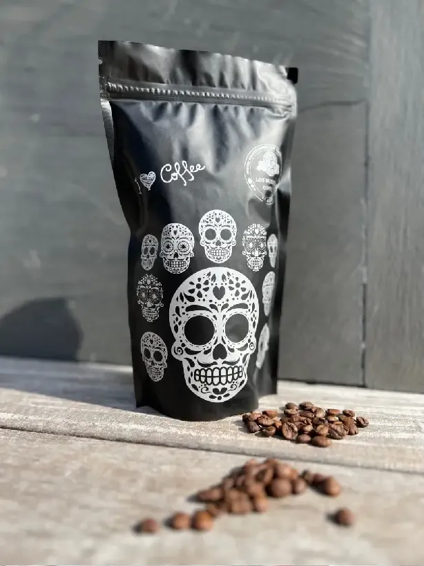 Dárkový set kávy Los Muertos a plecháčky Black edition