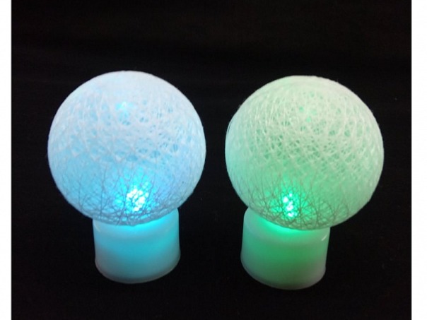 LED lampička 8x6 cm - žlutá