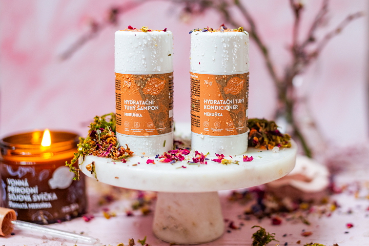 Hydratační tuhý kondicionér Meruňka