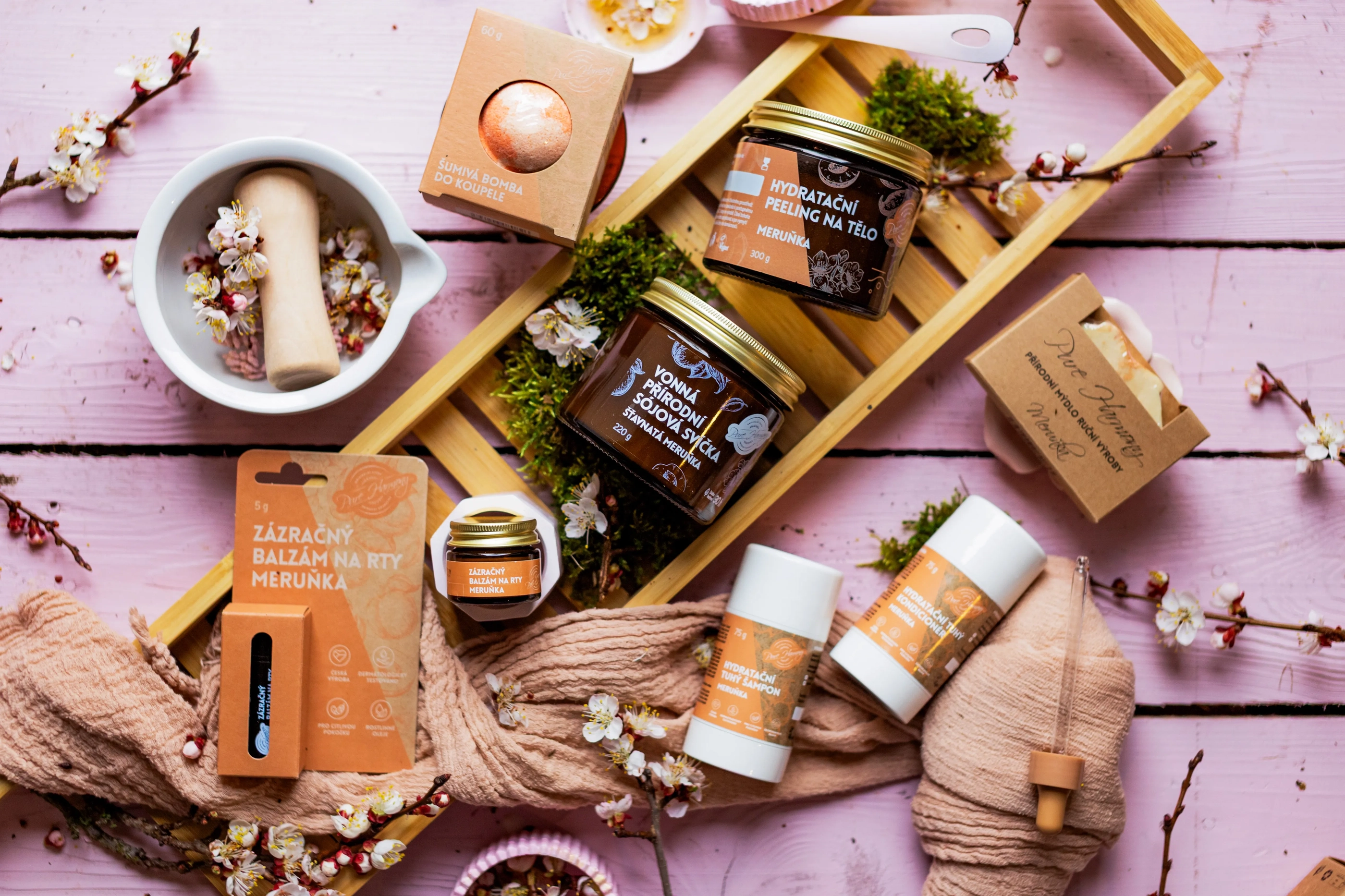 Zázračný balzám na rty Meruňka