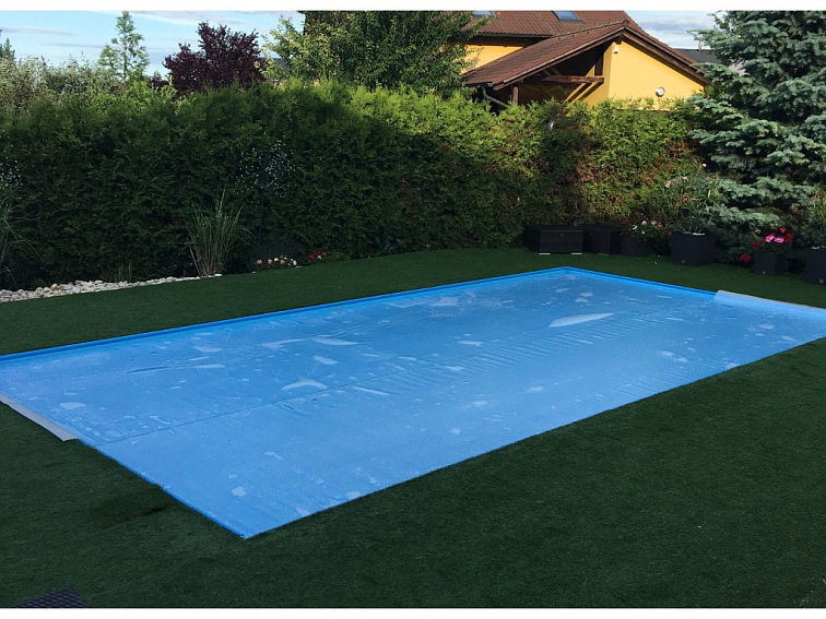 Solární plachta 3 x 6 m (2 nesvařené pruhy) Cornisun