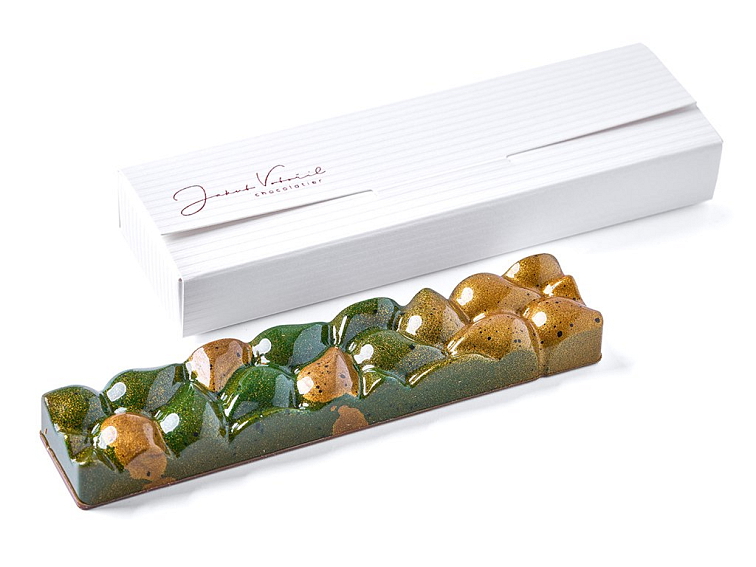 Arašídová tyčinka s karamelem