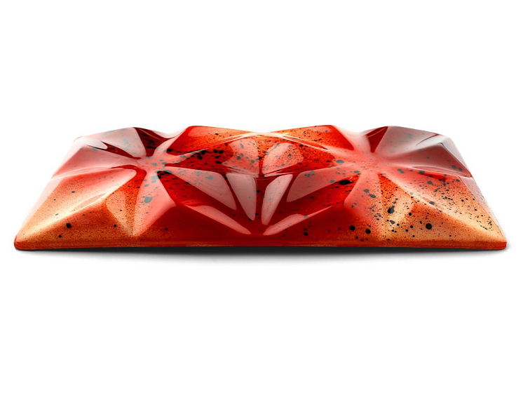 Plněná tabulka z bílé čokolády 33%