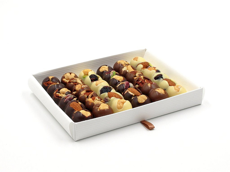 Kolekce čokoládových tyčinek s ořechy