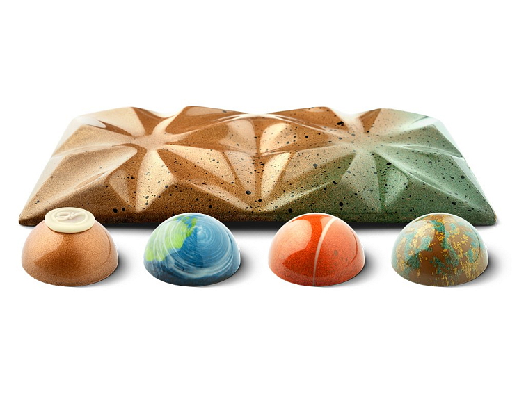 Mléčná kolekce tabulky s pralinkami