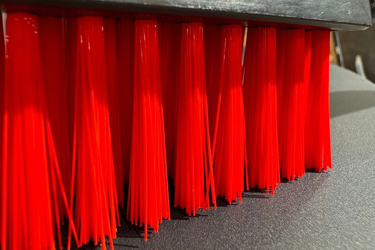 Vikan ruční kartáč na interiér - tvrdý