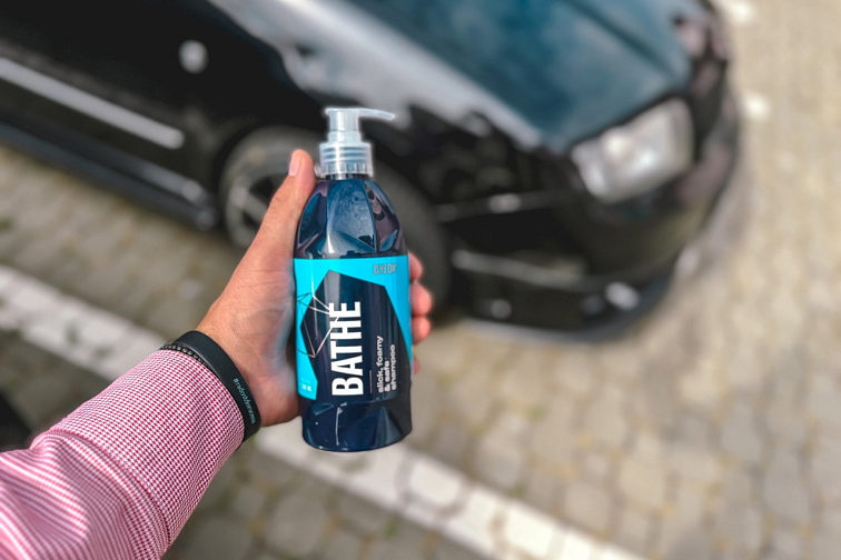 Gyeon Q2M Bathe - nejoblíbenější autošampon