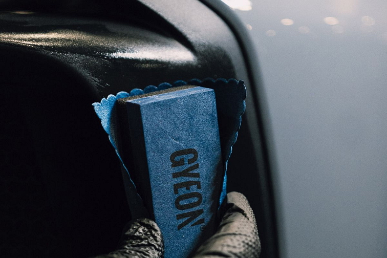 Gyeon Q2 Trim EVO 30 ml - keramická ochrana na plasty a světla