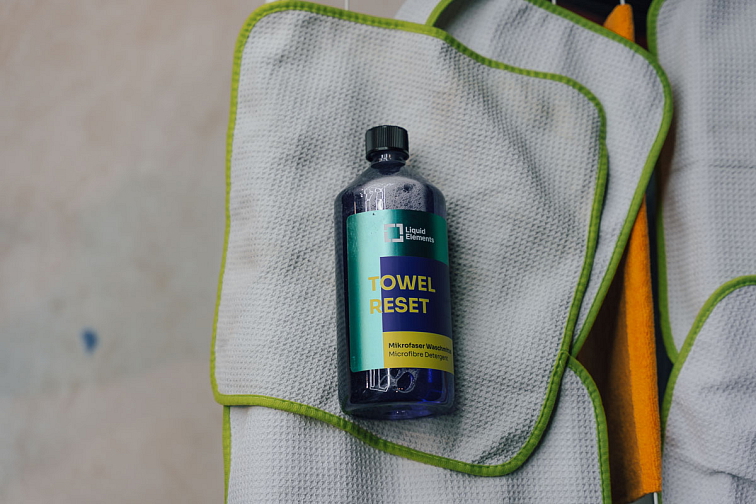 Liquid Elements Towel Reset 1 l - přípravek pro praní mikrovláknových utěrek