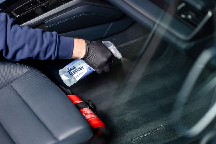 Gyeon Q2M OdorRemover 500 ml - pohlcovač zápachu