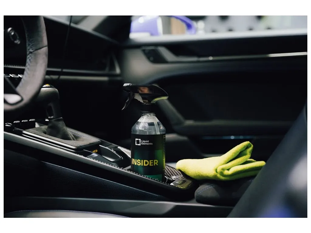 Fotrovská sada na čistý interiér auta