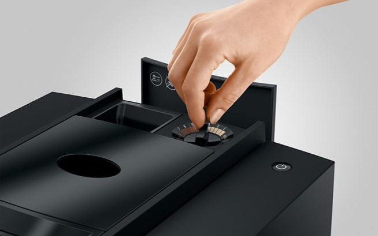 JURA S8 - automatický kávovar - 3 barevná provedení