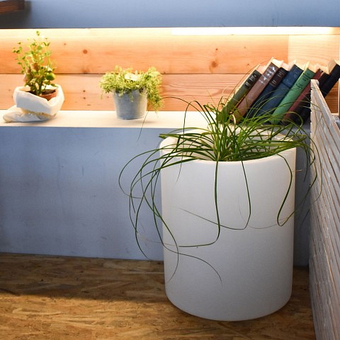 Svítící LED květináč ROSE