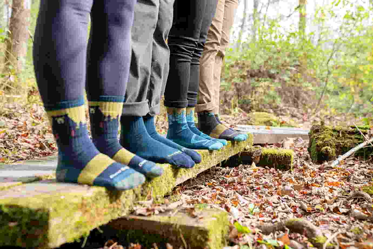 DARN TOUGH Bear Town Micro Crew Lightweight, modrá