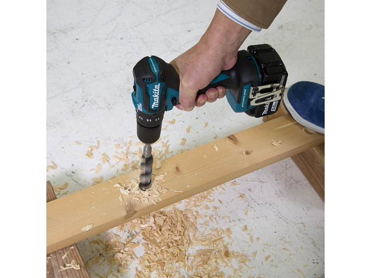 Drill MAKITA HP488DWE G-series 18V 2x1,5Ah