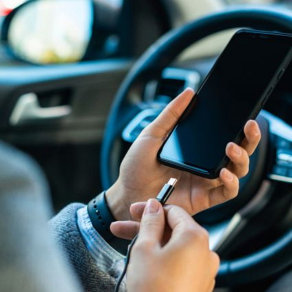 Jak vybrat nabíječku pro mobilní telefon?