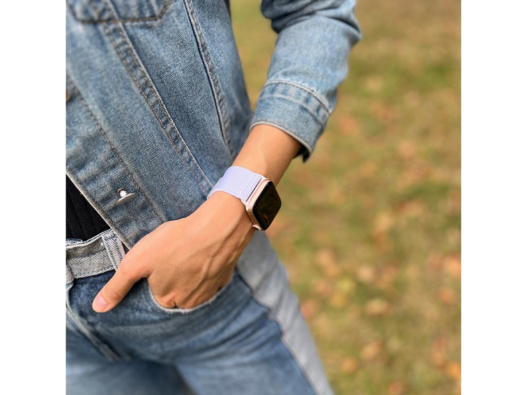 Nastavitelný nylonový řemínek na Apple Watch - Bílý