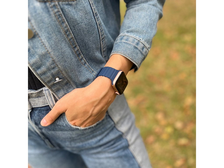 Stylový řemínek s magnetem pro Apple Watch - Tmavě modrý