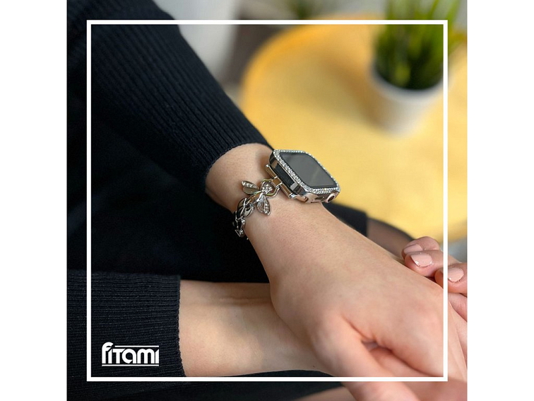 Stylový řemínek s kamínky a motýlem pro Apple Watch - Stříbrný