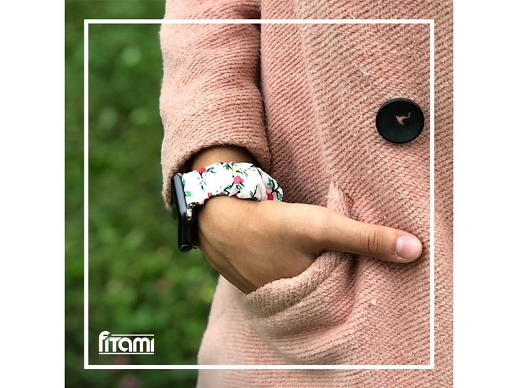 Stylový řemínek pro Apple Watch - Bílý s kytičkami