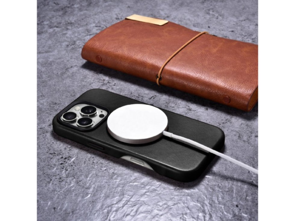 Kožený obal na iPhone 16 Pro MAX - iCarer, OilWax MagSafe Black 11.01.WMI16240704-BK