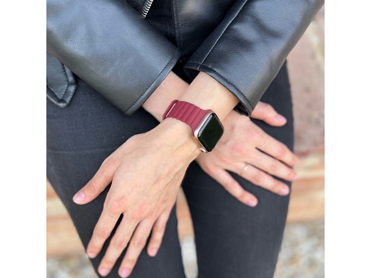 Stylový řemínek s magnetem pro Apple Watch - Tmavě červený