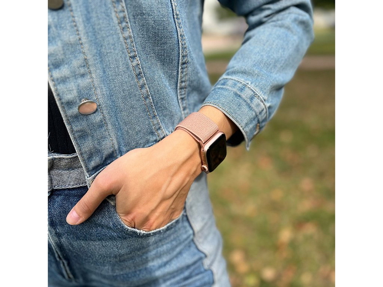 Nastavitelný nylonový řemínek na Apple Watch - Pink sand
