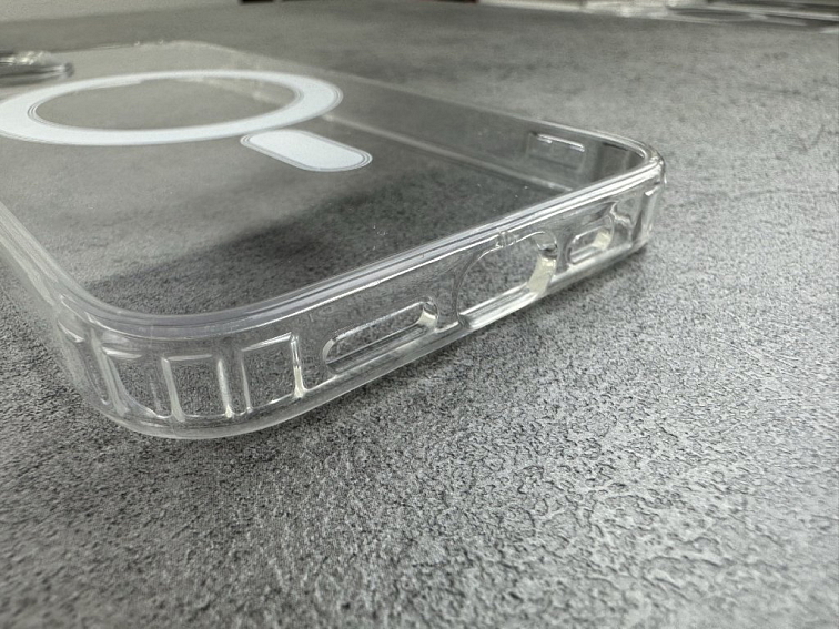 iPhone 13 Magsafe kryt průhledný