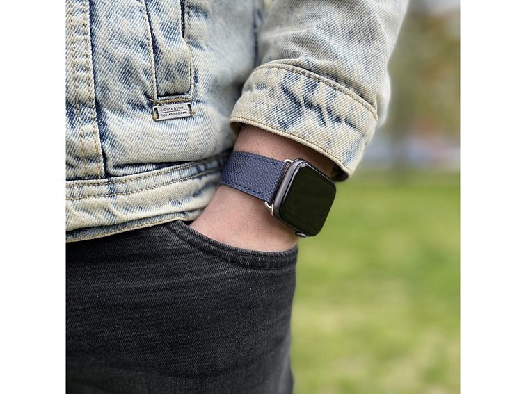 Kožený řemínek s přezkou pro Apple Watch - Tmavě modrý