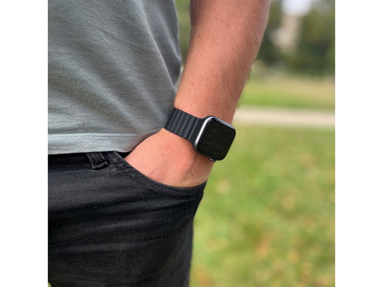 Stylový řemínek s magnetem pro Apple Watch - Černý