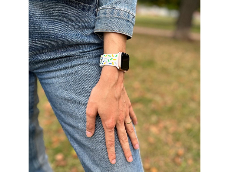 Jednobarevný řemínek pro Apple Watch - White Cake