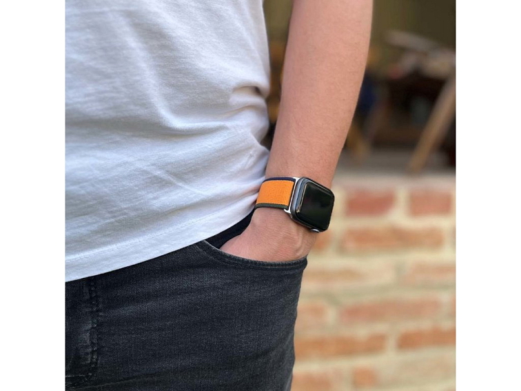 Trailový nylonový řemínek na Apple Watch - Oranžový
