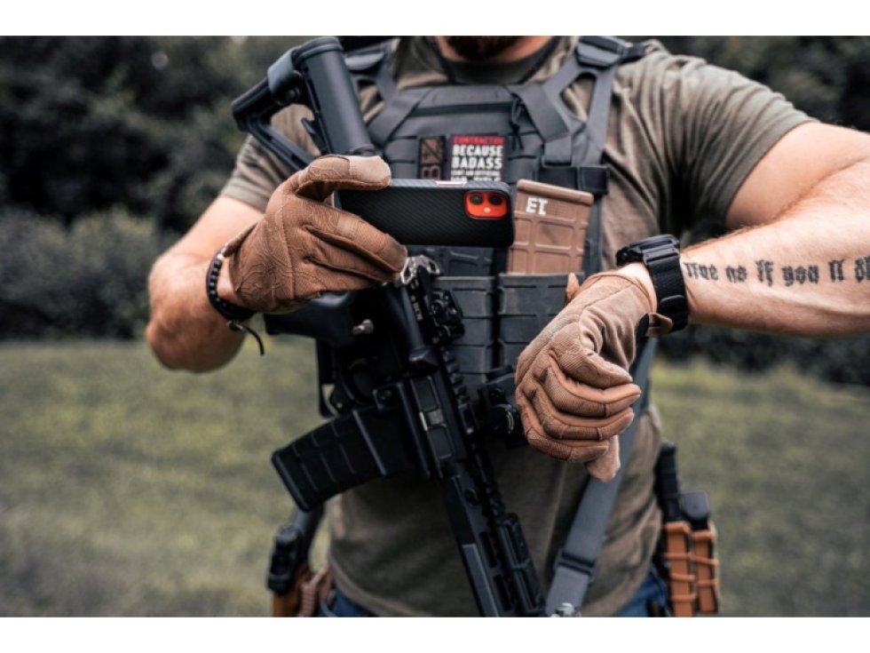 Ochranný kryt na iPhone 15 - Tactical, MagForce Aramid