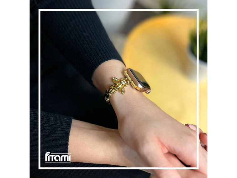 Stylový řemínek s kamínky a motýlem pro Apple Watch - Zlatý