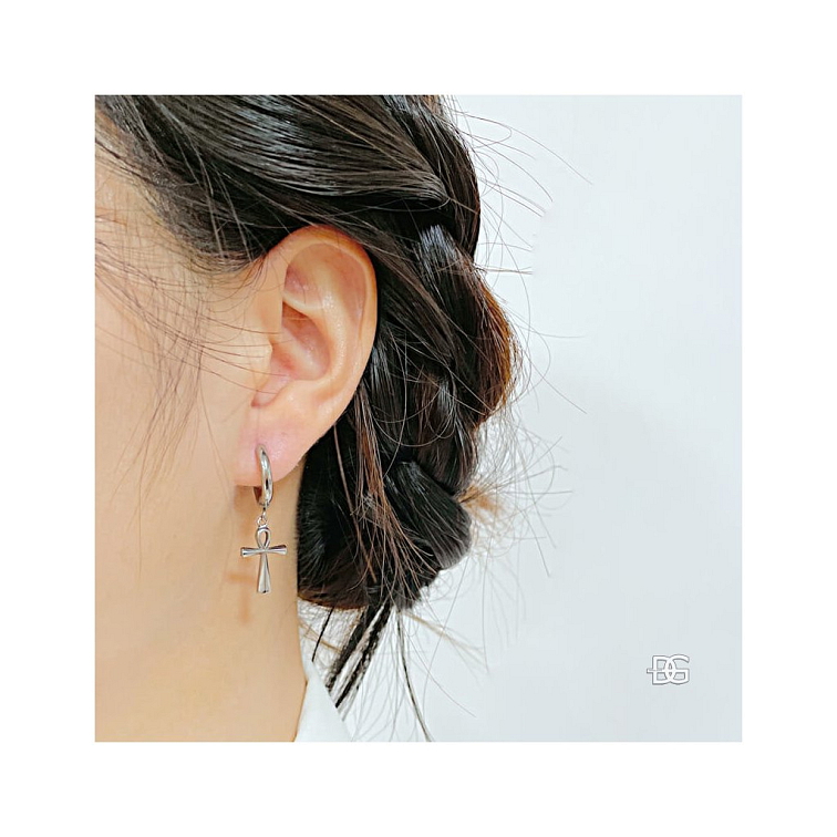 Visací náušnice Paola kroužky s křížkem | DG Šperky