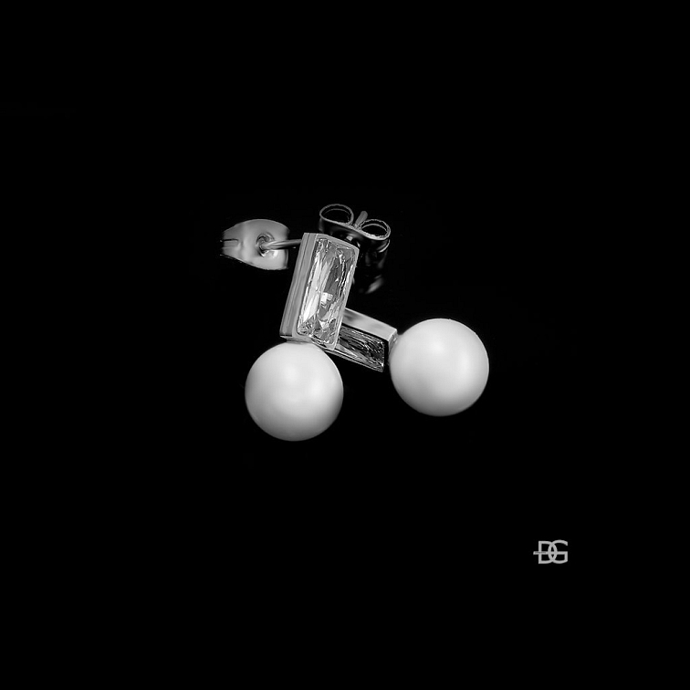 Jemné náušnice s perličkou - Chirurgická ocel se zirkony