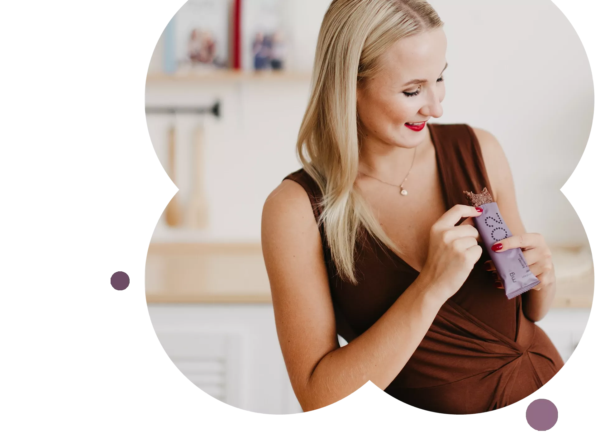 MG Proteinová tyčinka 02 Berries s vanilkou