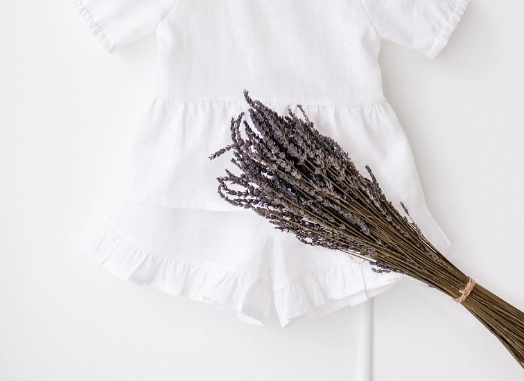 Dívčí lněné kraťasy – bílé