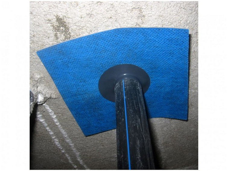 Samolepicí průchod H2O-STO