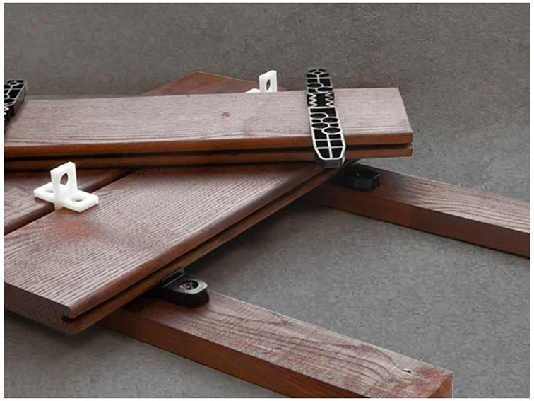 Montážní sada pro přírodní terasová prkna