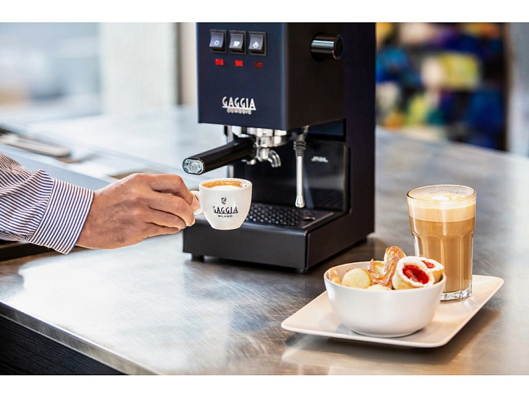 Gaggia Classic E24 modrá