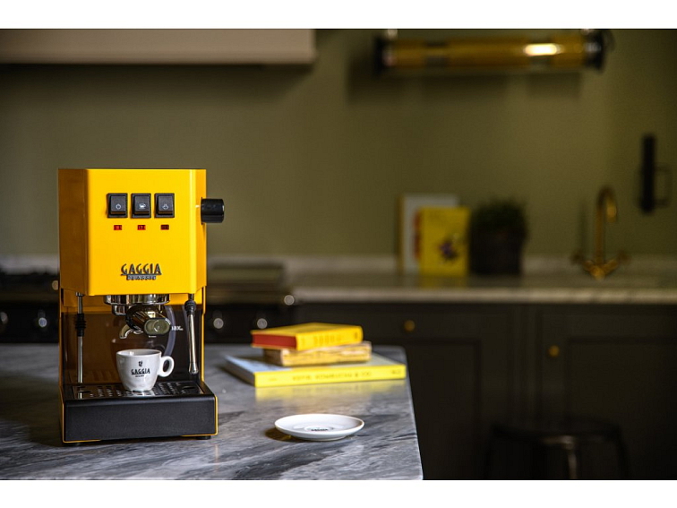 Gaggia Classic E24 žlutá