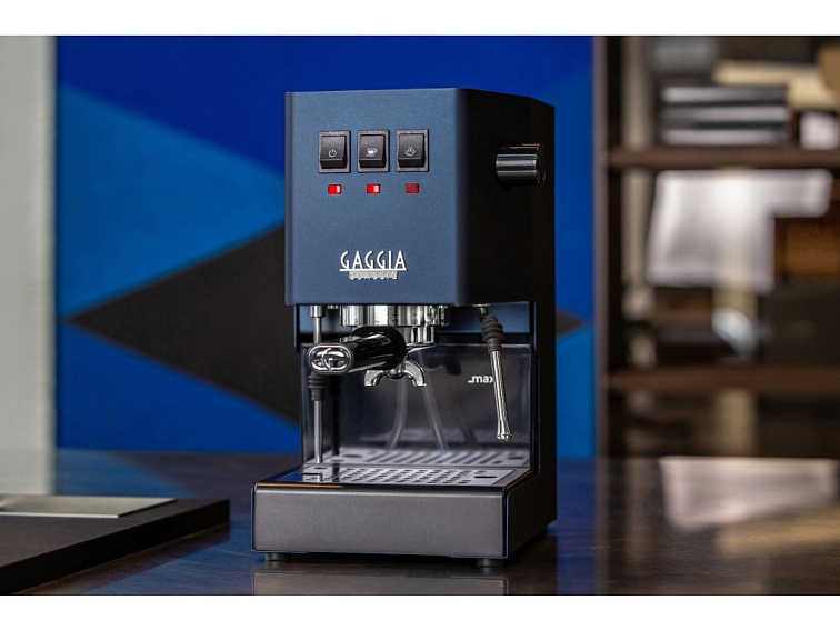 Gaggia Classic E24 modrá