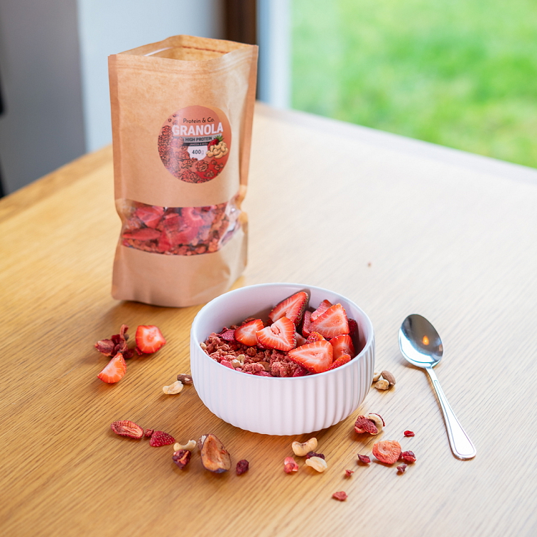 Granola high protein – jahody a kešu 400 g