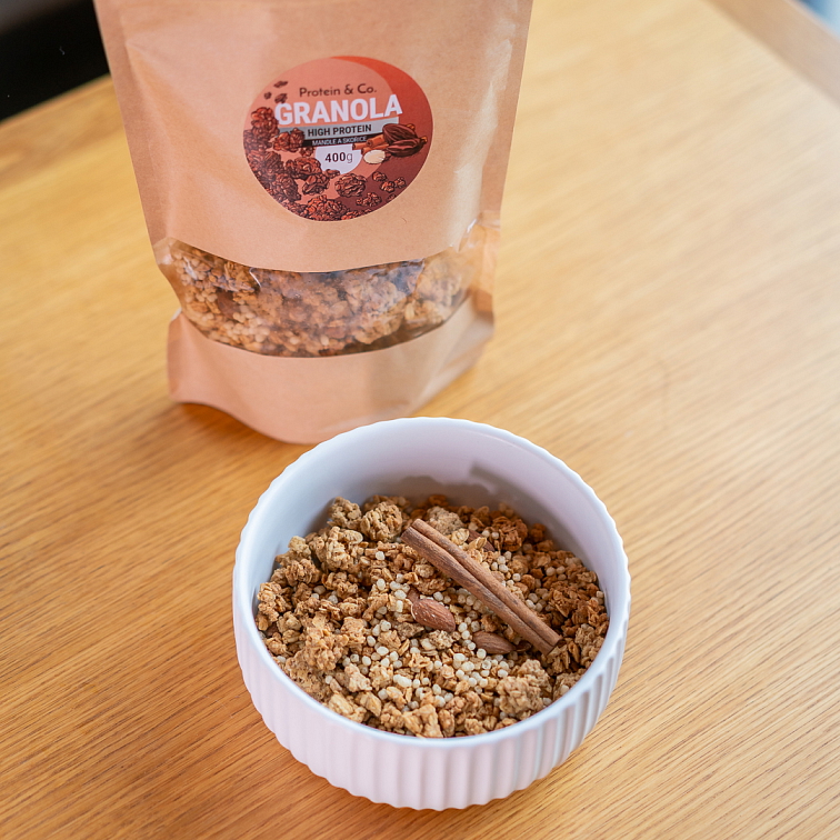 Granola high protein – mandle a skořice 400 g