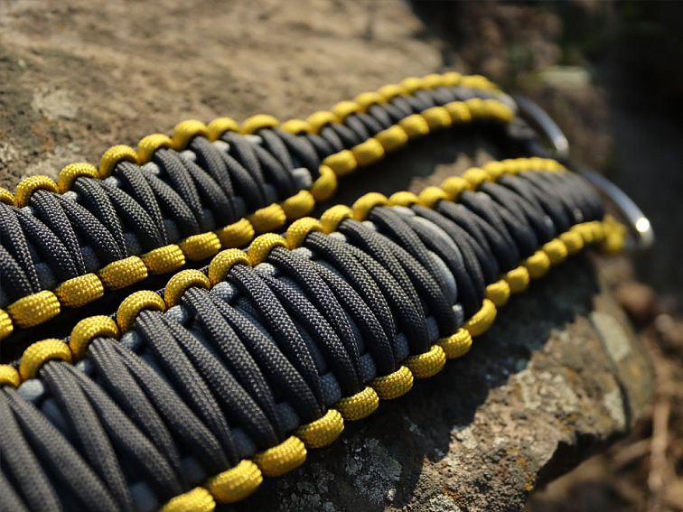 Stahovací obojek paracord KLASIK GREY žlutý