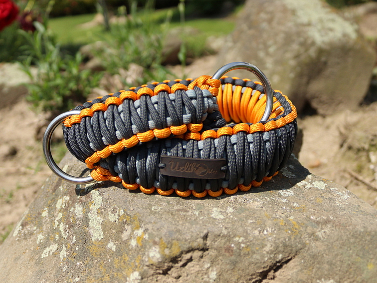 Stahovací obojek paracord KLASIK GREY oranžový