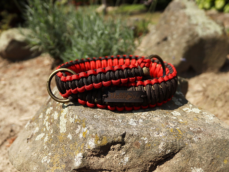 Stahovací obojek paracord KLASIK CHOCO červený